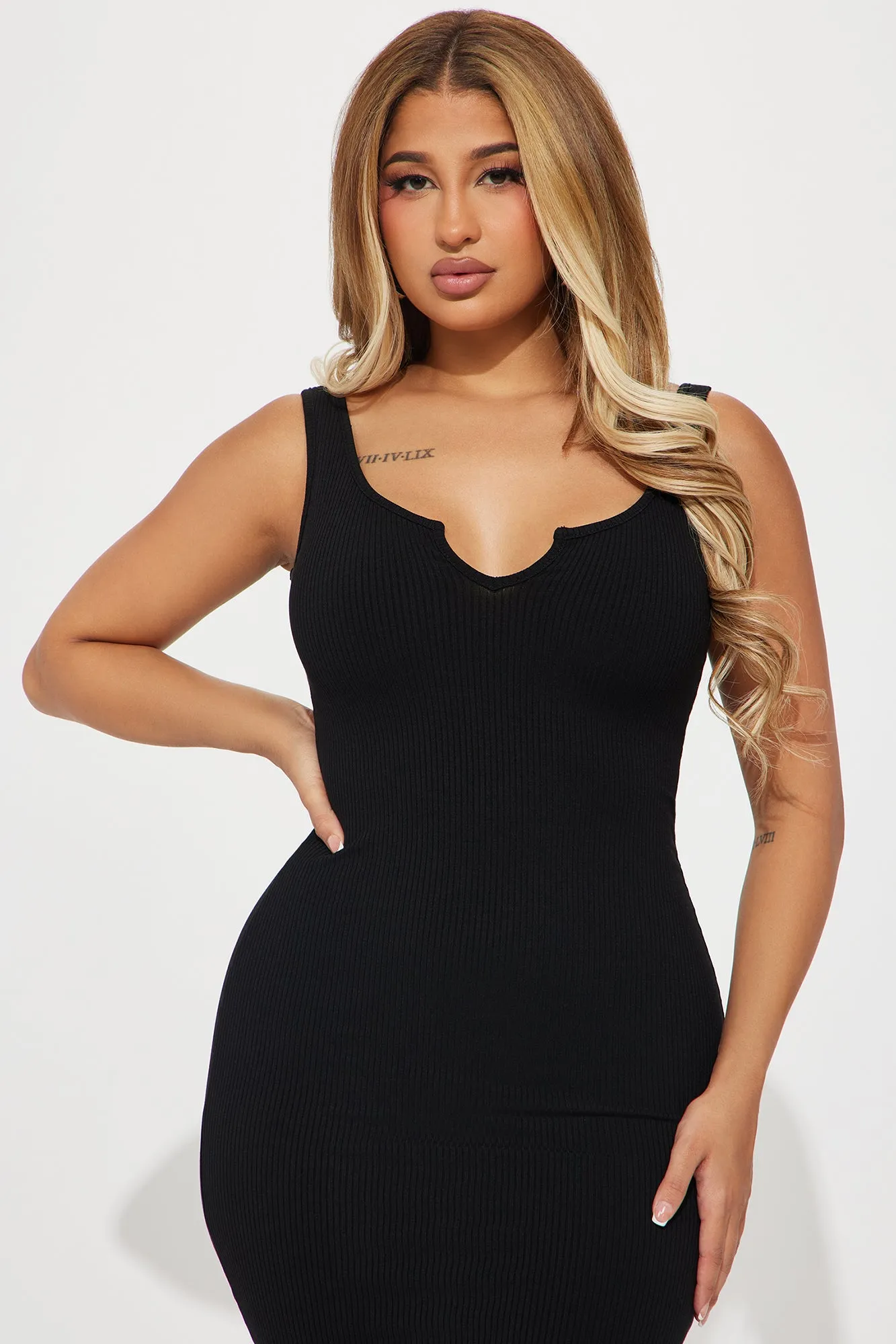 Alexxia Ribbed Mini Dress - Black