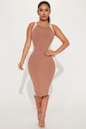 Amaya Snatched Midi Dress - Nude/combo