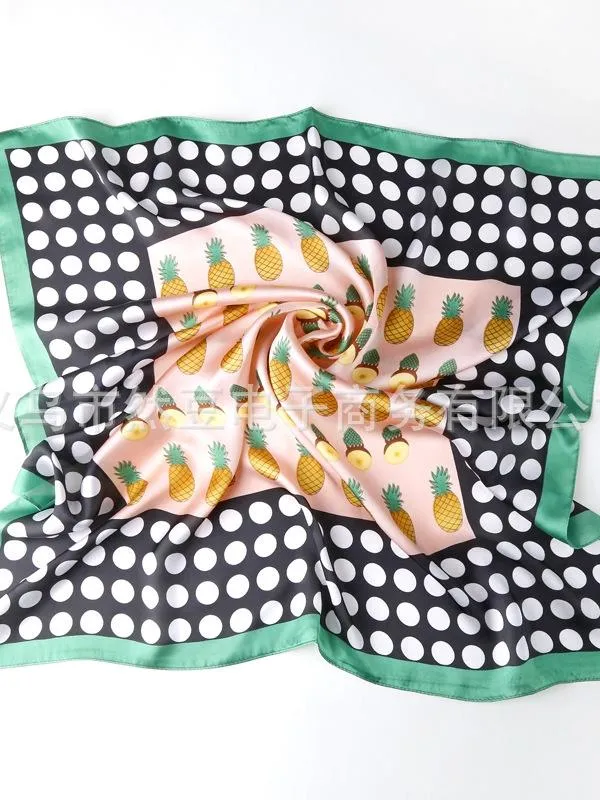 Chic Pineapple Pattern Small Square Scarf