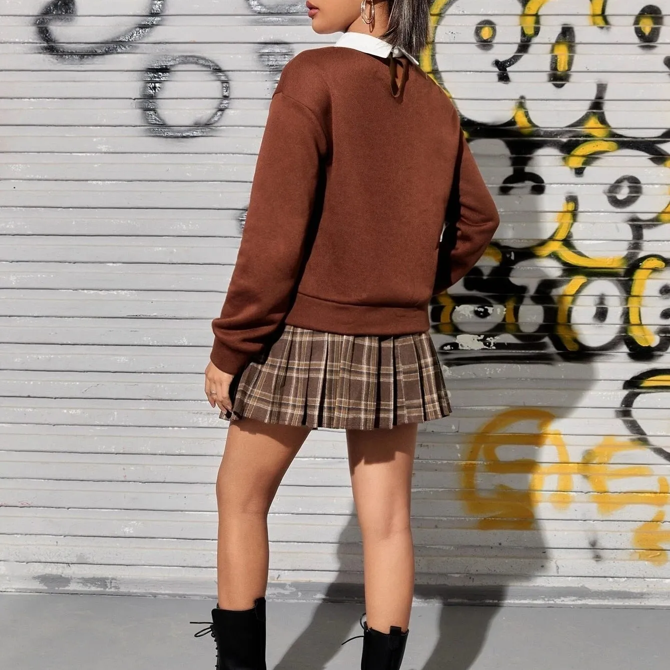 Contrast Collar Drop Shoulder 2 In 1 Pullover and Plaid Pleated Skirt