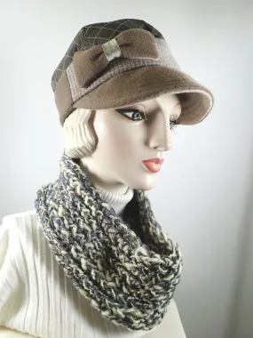 Gifts for her. Womens chunky crochet infinity scarf. Gray and cream neutral ladies scarf