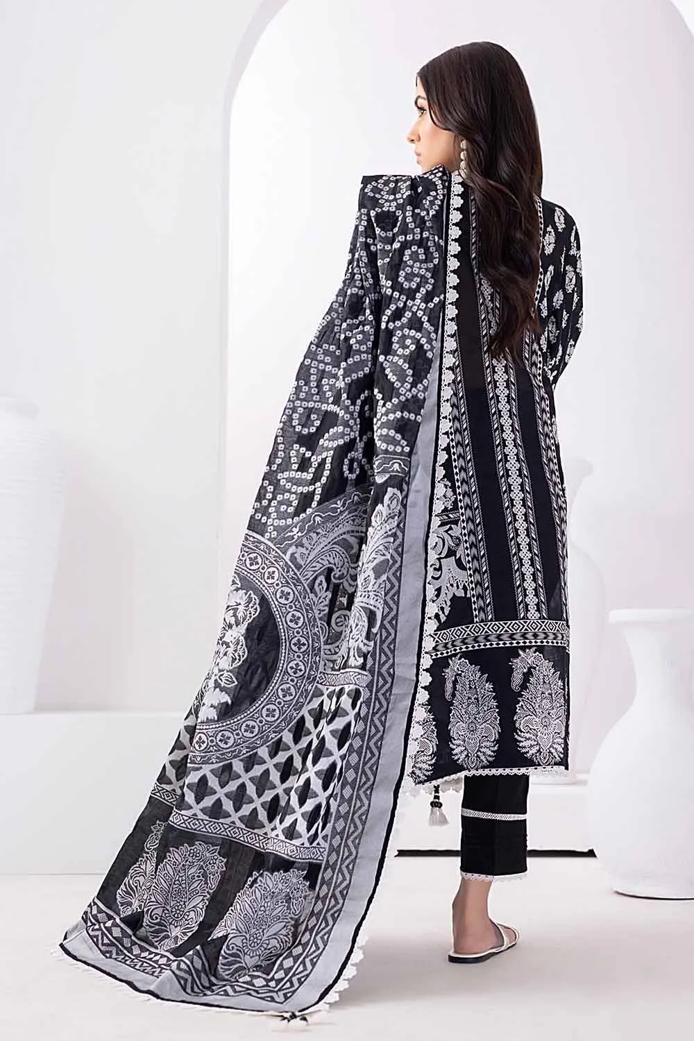 Gul Ahmed Monochrome Black & White – 3PC Unstitched Embroidered Lawn Suit with Jacquard Dupatta MJ-32061