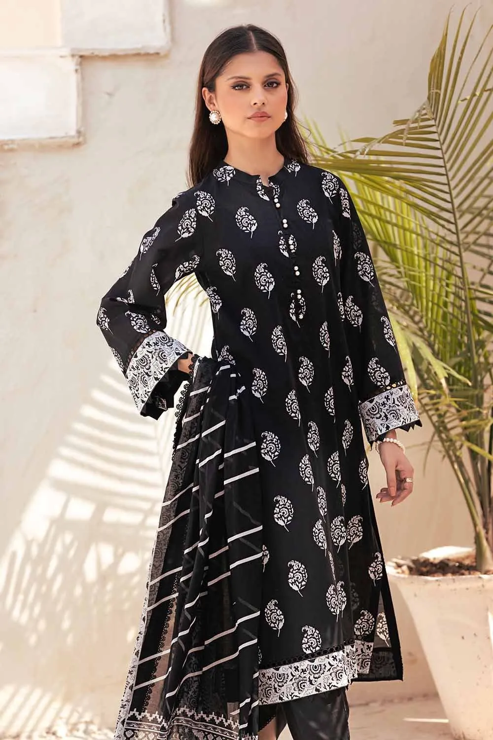 Gul Ahmed Monochrome Black & White – 3PC Unstitched Printed Lawn Suit B-32030