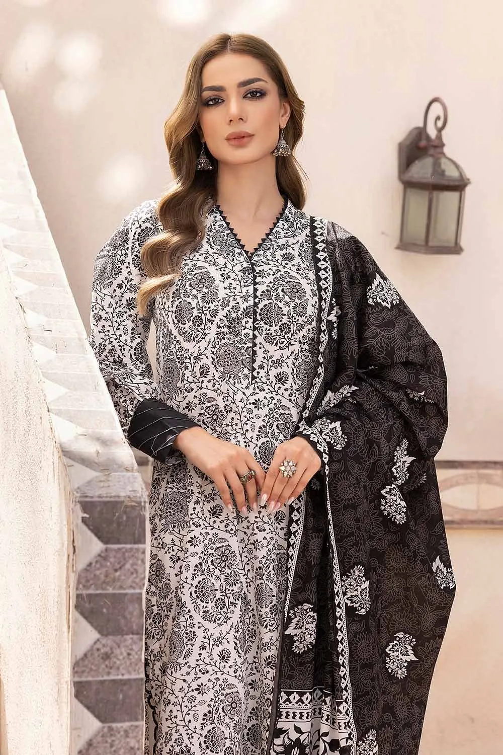 Gul Ahmed Monochrome Black & White – 3PC Unstitched Printed Lawn Suit B-32031