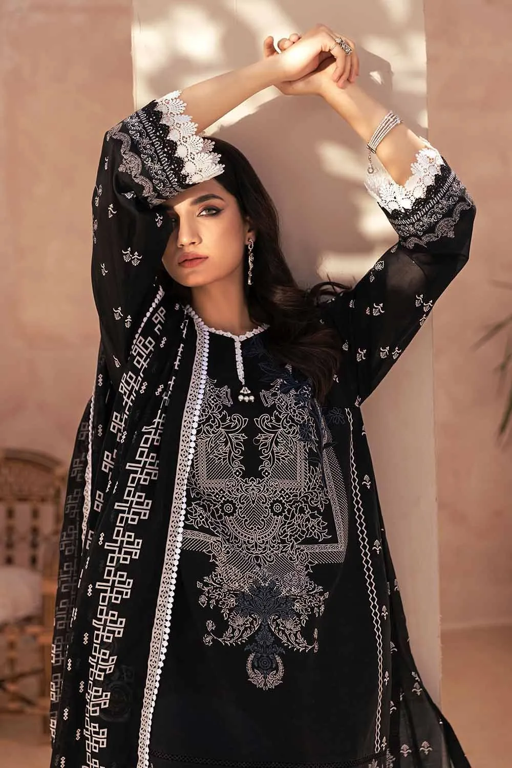 Gul Ahmed Monochrome Black & White – 3PC Unstitched Printed Lawn Suit B-32039