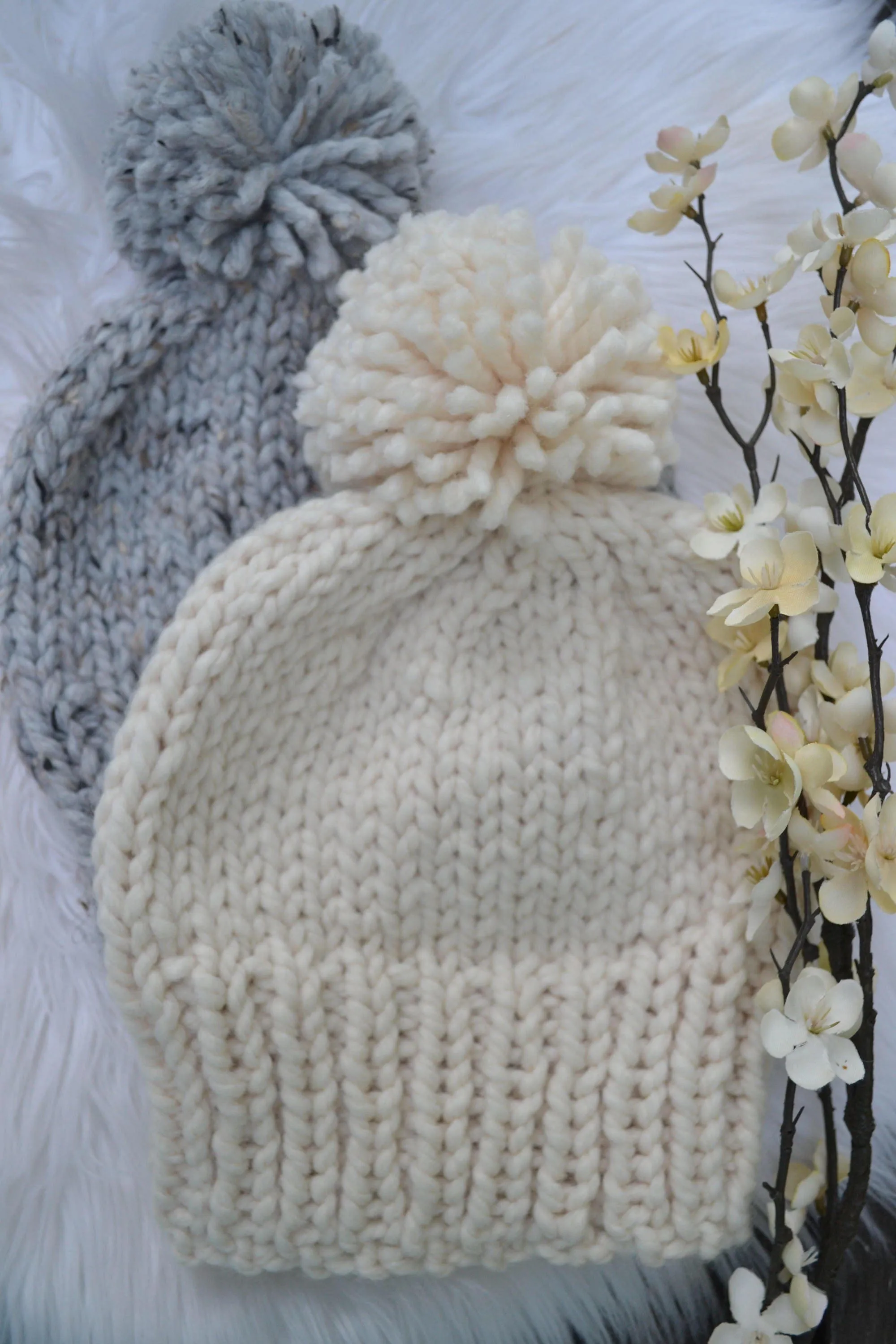 KNITTING PATTERN Beanie Hat, Knit Hat DIY, Simple Beanie Hat knitting pattern The Ultimate Pom Pom Beanie Hat Cap Toque Women's Beginner