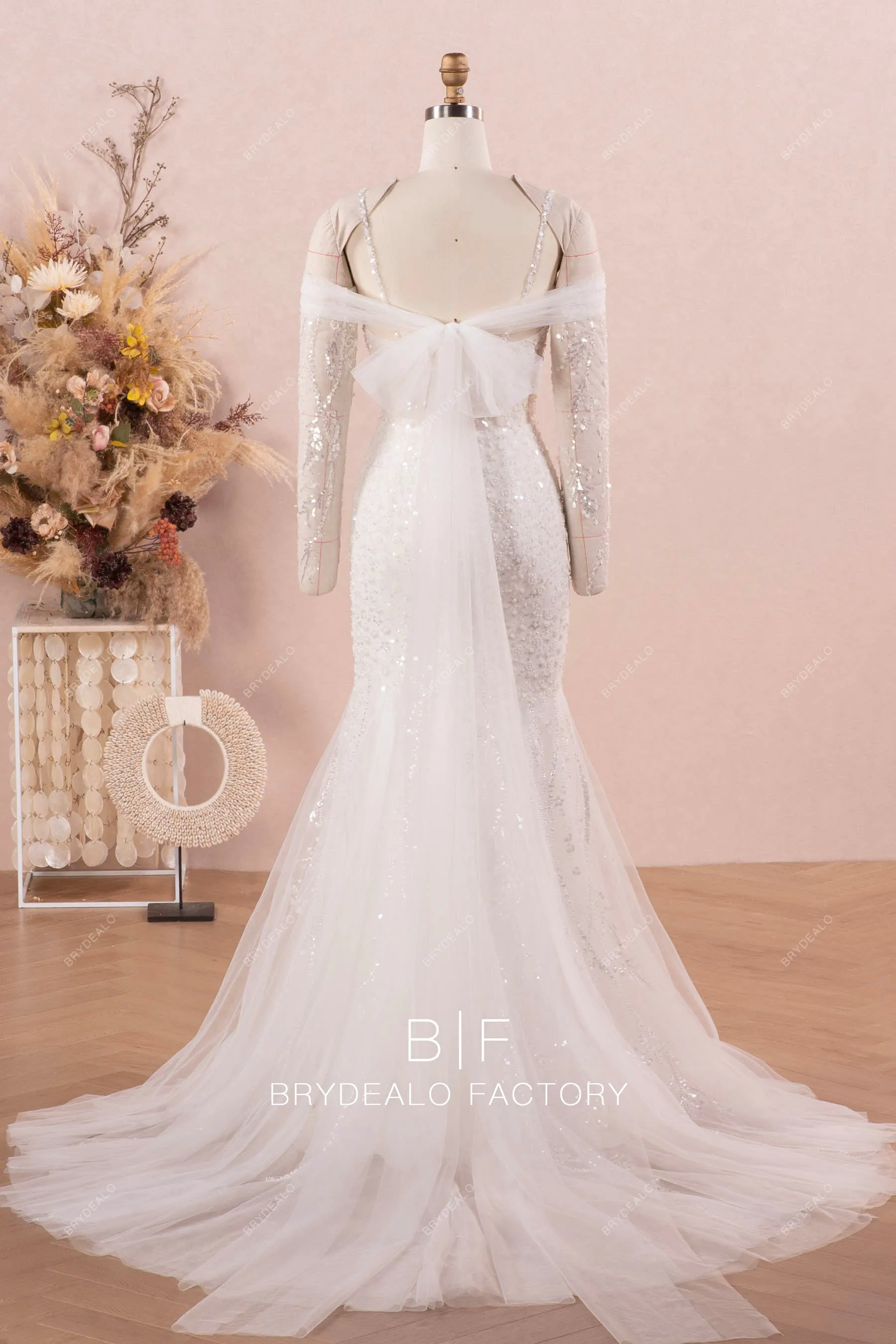 Modern Detachable Bow Sleeve Sparkly Mermaid Wedding Dress