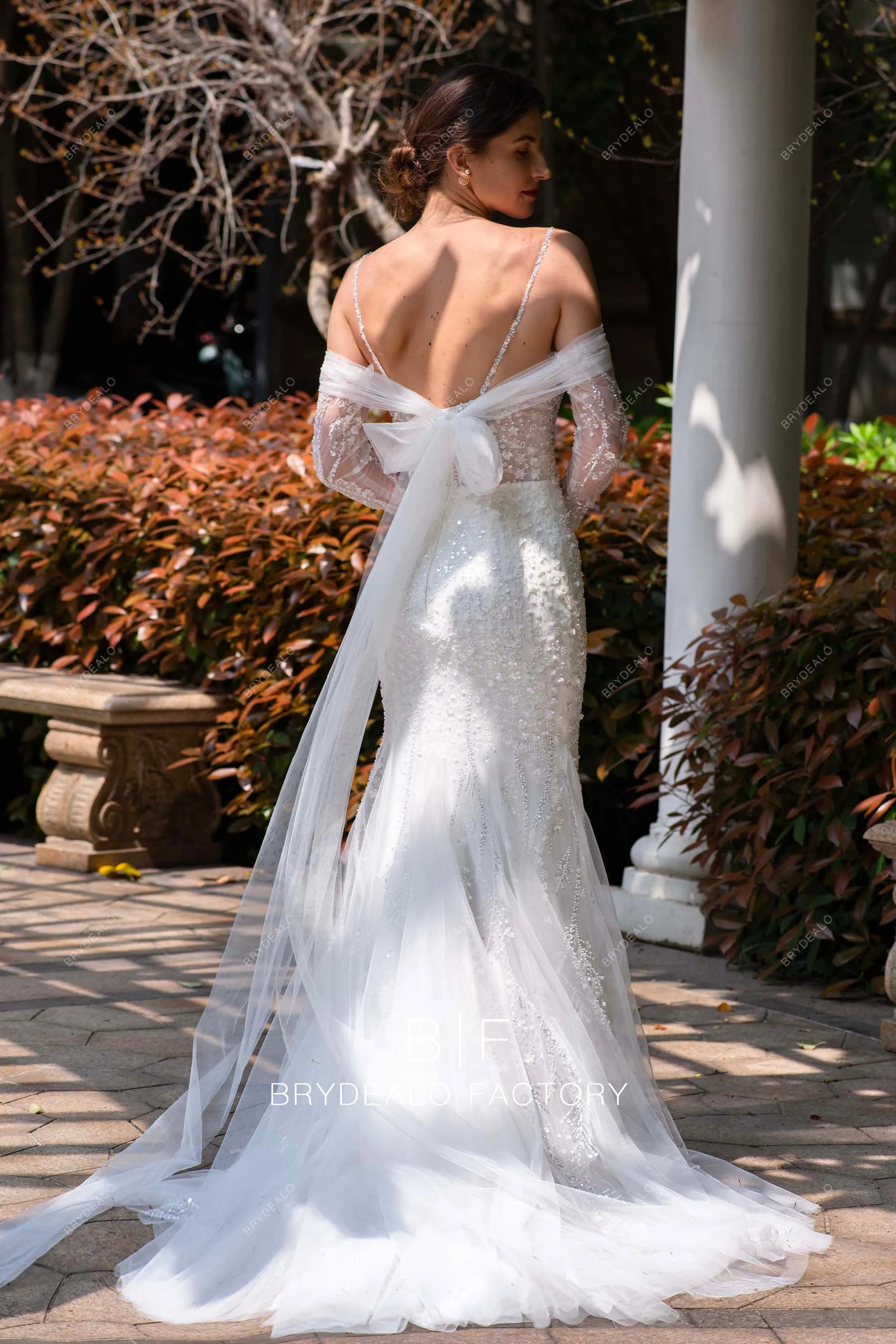 Modern Detachable Bow Sleeve Sparkly Mermaid Wedding Dress