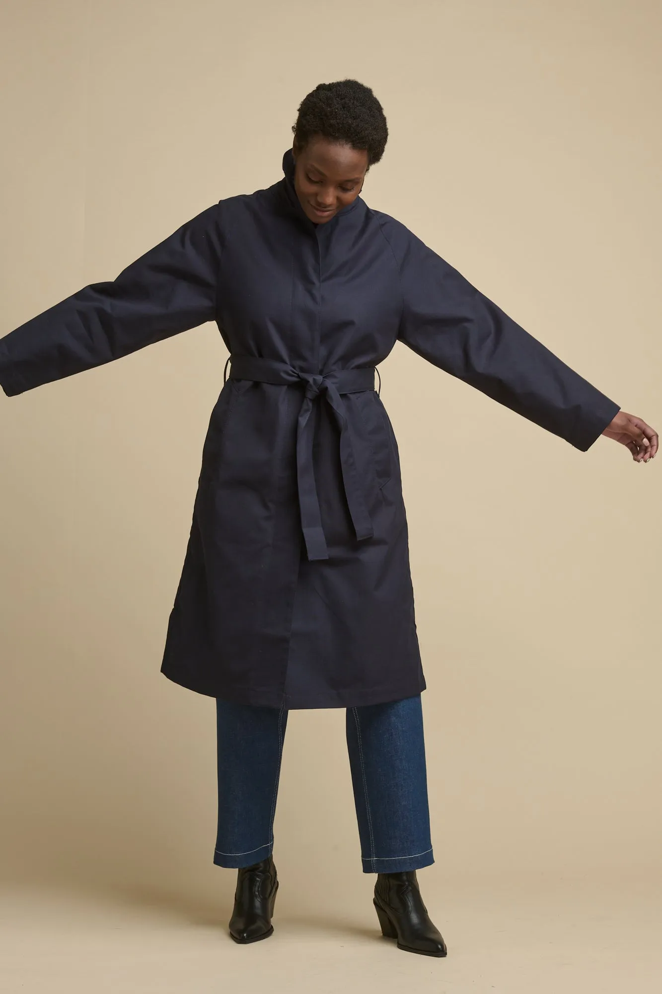 Women's Frances Belted Raglan Raincoat - Navy