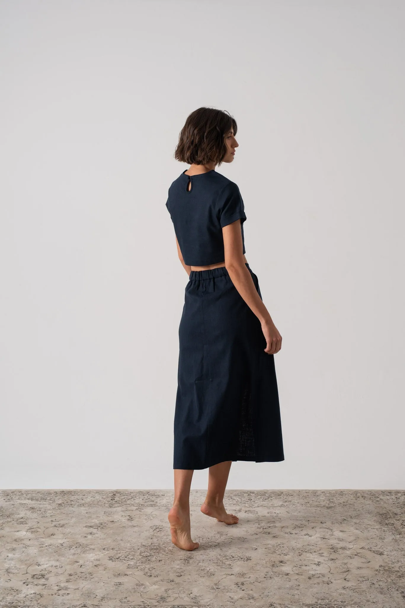 Zafran Midi Skirt in Navy